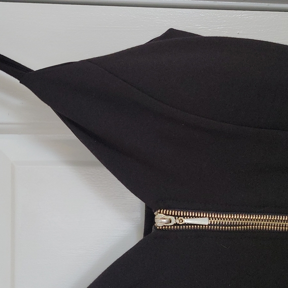 Stretchy Black Slim bodycon fitted Cocktail Dress w Gold Zipper Large - Picture 3 of 16